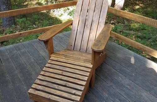 Freedom House | Rustic relaxation with modern conveniences!