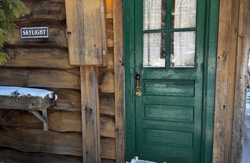 Lake Placid House | Rustic Skylight Adirondack Cabin