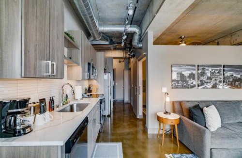 Warehouse District Apartment | Sable 606 - One Bedroom