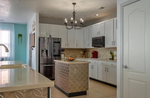 Ranchito Bed & Breakfast | Sandia Views room with lock for Balloon Fiesta!