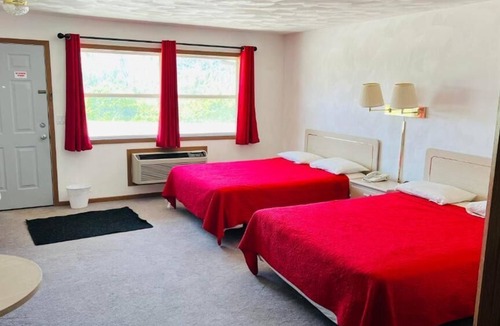 Boscobel Hotel | SANDS MOTEL
