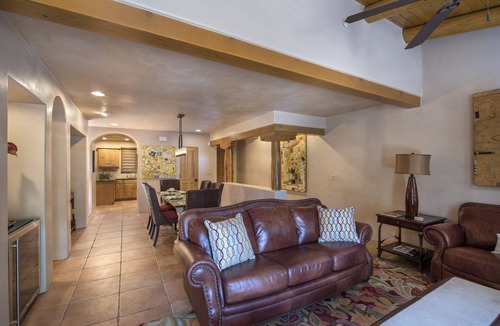 Downtown Santa Fe Condo | Santa Fe Downtown Corner Courtyard, 3 Blocks from the Plaza, walk to everything