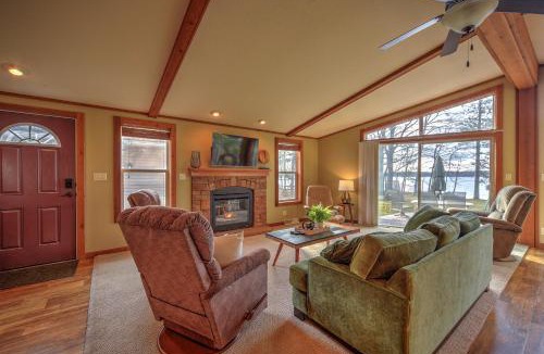 Brill House | Sarona Serenity Lakeside Retreat with Boat Dock!