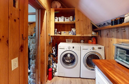 Wardsboro House | Secluded home with fast WiFi, wood stove, electric fireplace, & great location