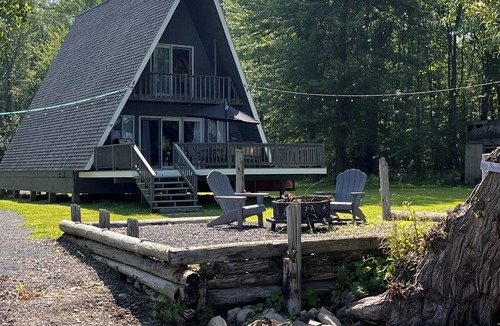 Champlain Cabin | Secluded Lakefront Cabin on 1 acre lot with 200' of private shoreline with dock