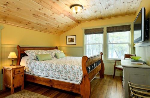 Elizabethtown House | Secluded Mountain Getaway on 87 Acres of Adirondack Wilderness in Elizabethtown, NY