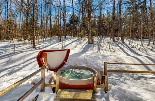 Ludlow House | Secluded Rustic Home with Private Hot Tub & Huge Deck - 5 Miles to Okemo