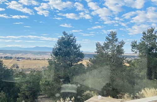 Arroyo Hondo House | Serene family friendly mountain retreat lower level townhome with mtn views