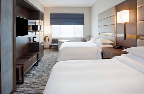 Woodbury Hotel | Sheraton St. Paul Woodbury Hotel