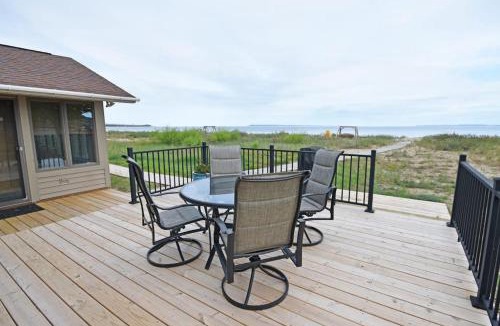 Glen Arbor House | Ships Haven