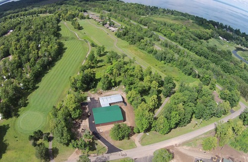 Garrison Cabin | Short Putt Cabin is a Beautiful Log Cabin on Scenic Northwood Hills Golf Course