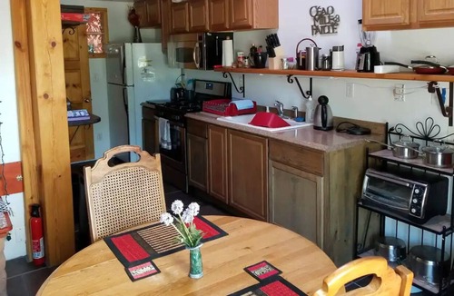 Ojo Caliente House | Short Walk From Ojo Hot Springs