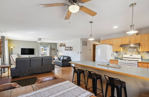 Chama Cottage | Single Tree Cottage - Walk to Downtown Chama!