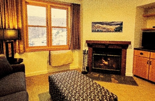 Bolton Valley Condo | Ski BoltonValley VT PresWkFeb14-21 Slopeside 1bdrm 2fulbth slps8