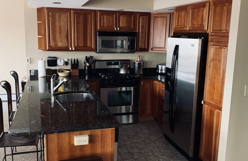 North Troy House | Ski Chalet (Ski-in/Ski-out)