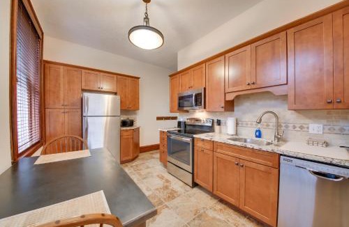 Wallace House | Ski & Explore! Charming Downtown Wallace Condo