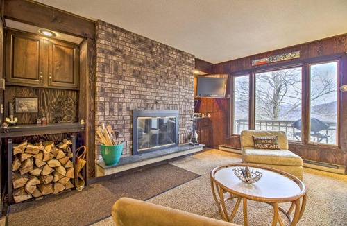 Killington House | Ski-In and Ski-Out Pico Mountain Townhome with Fireplace