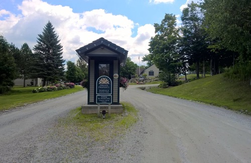 Ludlow Condo | Ski-in, Ski-out 2 Br Condo With View of Ski Lift! by RedAwning