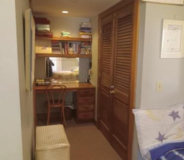 Warren House | Ski to your back door! Shared condo with ski professional and cat.