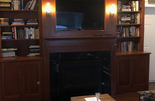 Rochester Apartment | Sleeps 5-6 close to Skiing, Restaurant Pub 1 min walk
