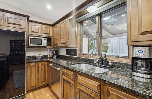 Mendota Heights House | Slice of MN Nice 6 MN to MSP Dog Friendly