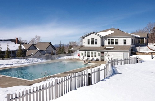 Jeffersonville Condo | Smuggler's Notch Resort in Vermont 1br suite, Friday check-in