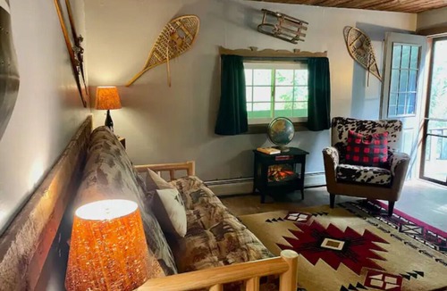 Waterbury Cabin | Smugglers' Notch - Grunberg Haus Inn & Cabins