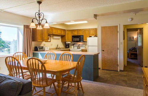 Jeffersonville Resort | Smugglers' Notch Resort