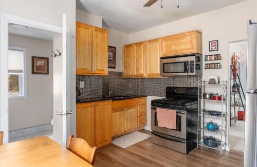 Corcoran Apartment | Snapdragon Apt - Charming Two Bedroom in Corcoran Neighborhood