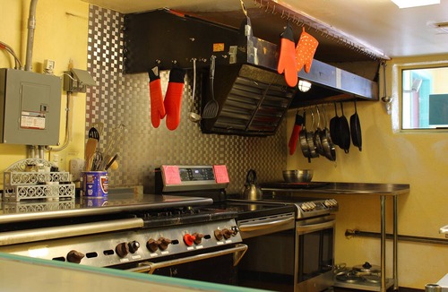 Arroyo Seco Cabin | SnowMansion Taos Adventure Lodge