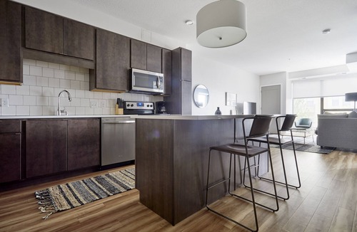 Uptown Apartment | Sonder at REVEL