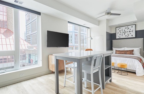 Downtown Minneapolis Apartment | Sonder at Sora | Studio Apartment
