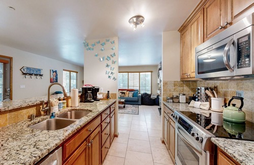 Taos Ski Valley House | Sophisticated St. Moritz Condo with fireplace, expansive patio & mountain views