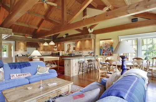 Stowe Hollow House | Soupcon: 4 br, fireplaces, game room, sauna, hot tub, views!