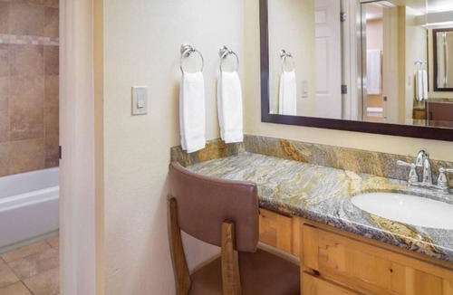 Northeast Santa Fe House | Southwest Getaway! Pool, Close to Santa Fe University of Art and Design