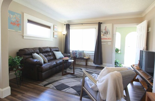St. Paul Condo | Spacious 1 Bedroom Unit