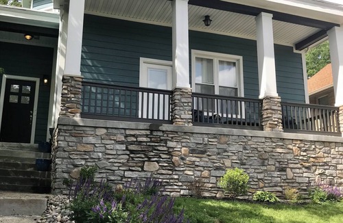 Walnut Hills Condo | Spacious 3-bedroom condo in Cincinnati with Parking
