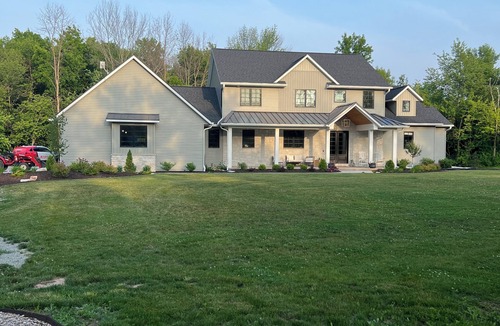 Forest Junction House | Spacious 6-bedroom country house close to Green Bay with heated pool