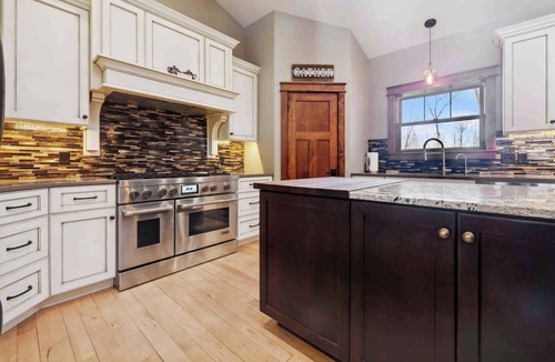 East Gull Lake House | Spacious 6-bedroom house w/Pond Views near resorts, golf, fun & beautiful lakes.