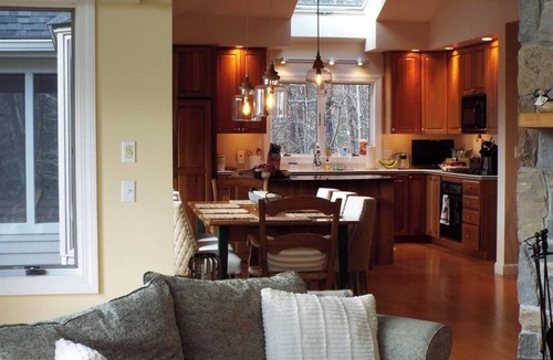 West Hartford House | Spacious 6-bedroom house in charming Quechee. Family friendly, all seasons!