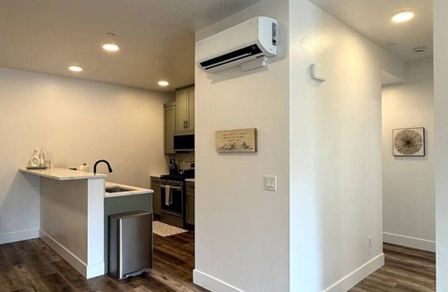 Juneau Apartment | Spacious Accessible Ground Floor Getaway A101