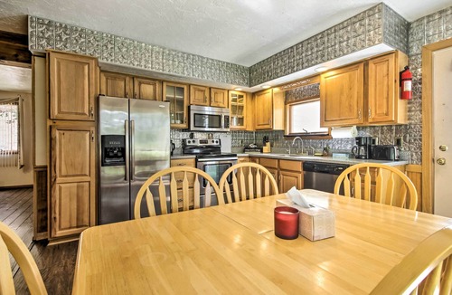 Windham Apartment | Spacious Apt w/Yard: 3 Mi to Windham Mountain