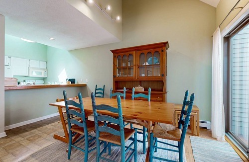 West Hartford Condo | Spacious condo with mountain view, fireplace, a/c, walk to Lake Pinneo
