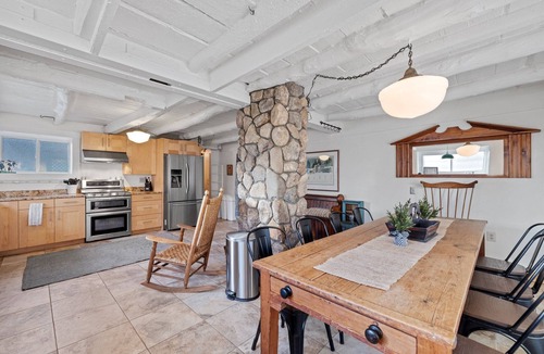Campton Other | Spacious Farmhouse Estate Overlooking a Babbling Brook