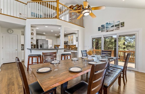 Flagstaff House | Spacious Flagstaff Lodge | Hot Tub | Sleeps 10