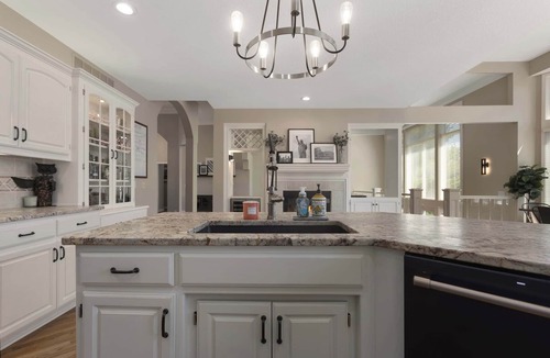 Lee's Summit House | Spacious Home Sleeps 12 MAJOR INTERNATIONAL SPORTING EVENT Ready Patio and Deck