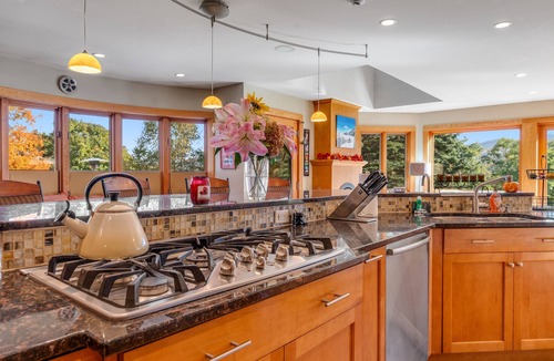 Stowe Hollow House | Spacious home with sweeping vista views, game tables & hot tub - close to skiing
