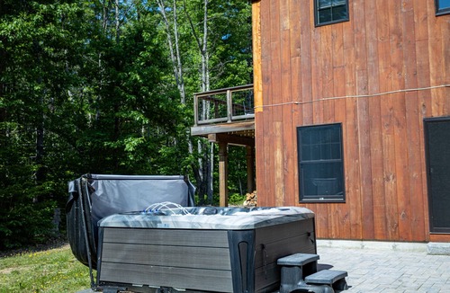 Center Conway House | Spacious Mountain Retreat in the Heart of North Conway, NH