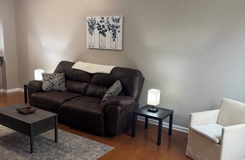 Frankfort Apartment | Spacious Quiet 2BR/2BA Frankfort Townhome