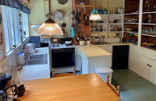Greensboro House | Spacious, rustic getaway on Caspian Lake with two docks & lawn.